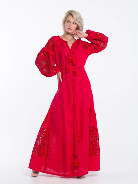 Red embroidered dress with cut-embroidery