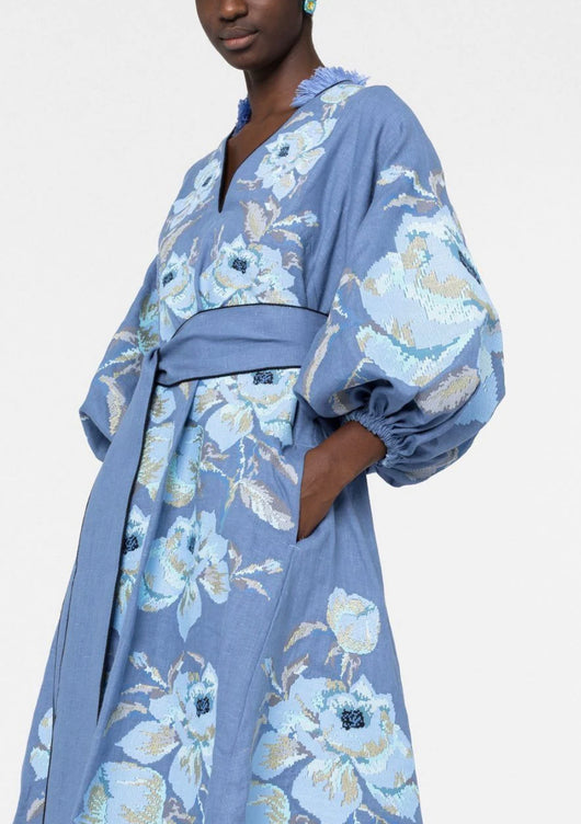 Blue kaftan with embroidered roses